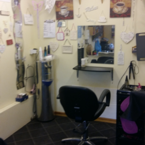 Filomenas Hair & Nail Salon | 51 St Marys drive, Crawley RH10 3BE, UK | Phone: 07817 329509