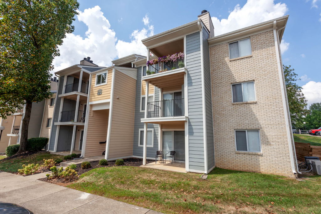 Chinoe Creek Apartments | 3522 Creekwood Dr, Lexington, KY 40502, USA | Phone: (859) 559-0115