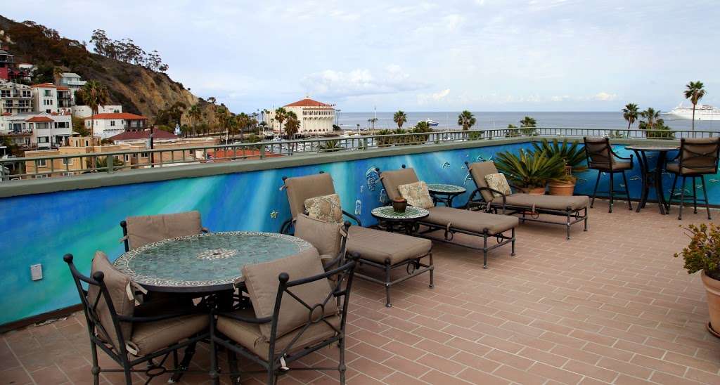 The Avalon Hotel | 124 Whittley Ave, Avalon, CA 90704, USA | Phone: (310) 510-7070