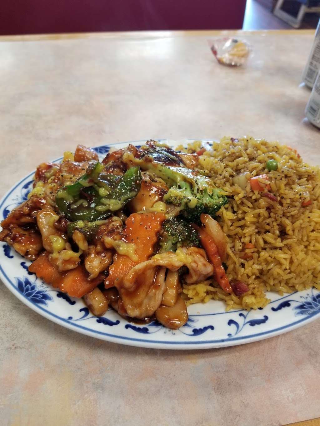 Main Moon Restaurant | 852 E Jefferson St, Tipton, IN 46072, USA | Phone: (765) 675-8437