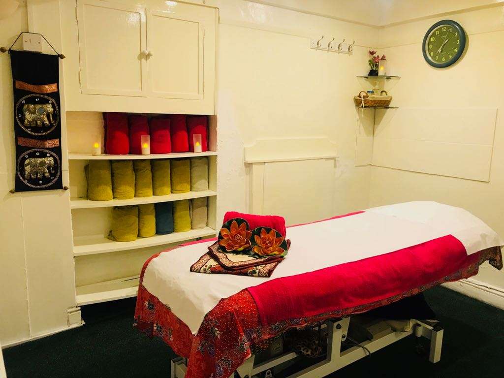 Tip Thai Massage - Richmond | 63 Sheen Rd, Richmond TW9 1YJ, UK | Phone: 020 8940 7040