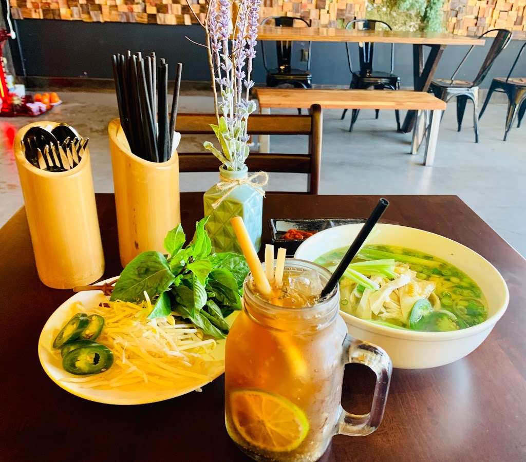 Viet-vietnamese cuisine | 4826 Highway 6 North suite B suite B, Houston, TX 77084, USA | Phone: (281) 861-5063