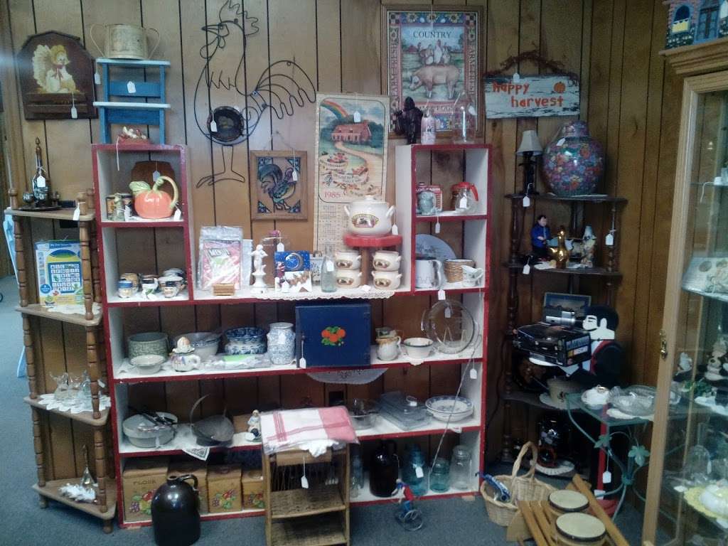 Countryside Antique Mall | 4889 US-52, Thorntown, IN 46071, USA | Phone: (765) 436-7200