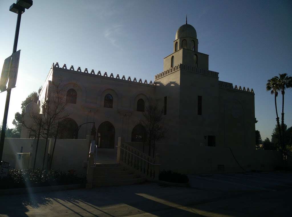 Masjid e Ezzi | 5701 Platt Ave, Woodland Hills, CA 91367