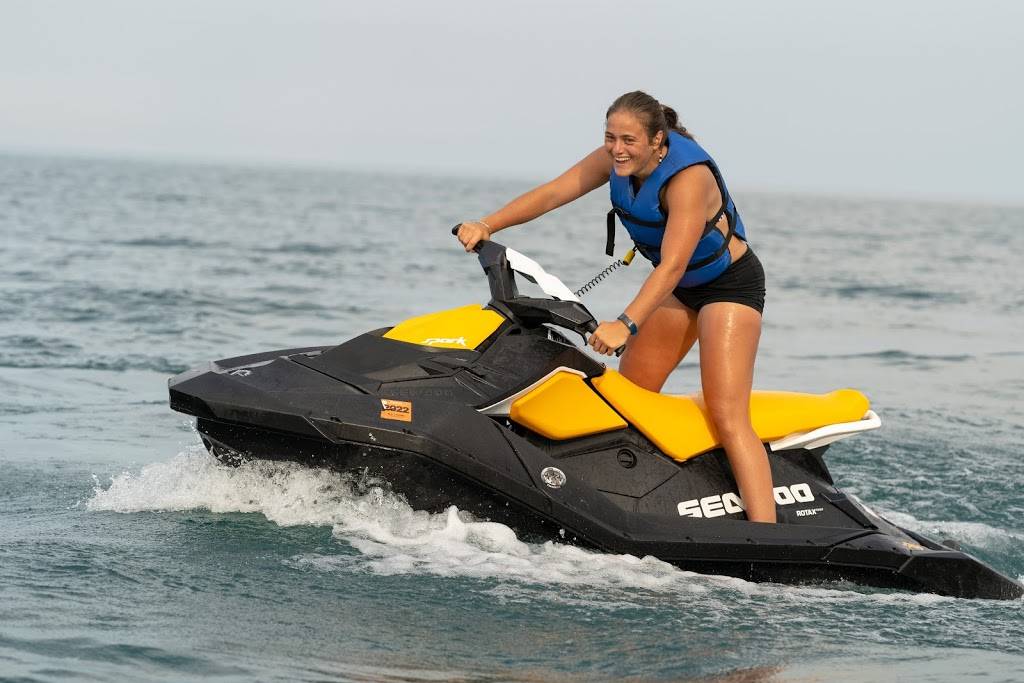 Wake Zone Jet Ski Rentals | 4503 E Ryan Rd, Oak Creek, WI 53154, USA | Phone: (414) 552-1408