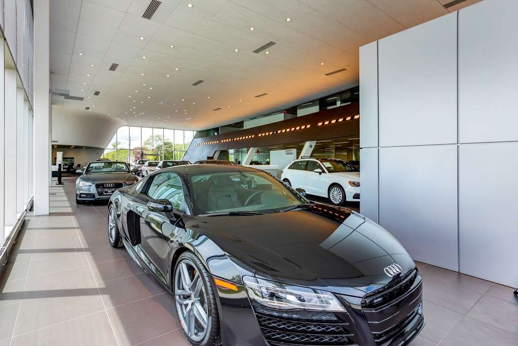 Audi Hoffman Estates | 1200 W Golf Rd, Hoffman Estates, IL 60169 | Phone: (847) 843-9900