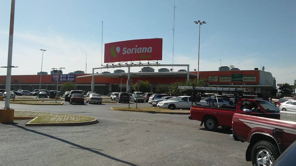 Soriana Híper - Sucursal Eva Samano | Calle Eva Samano 7201, La Fe, 88000 Nuevo Laredo, Tamps., Mexico | Phone: 800 220 1234