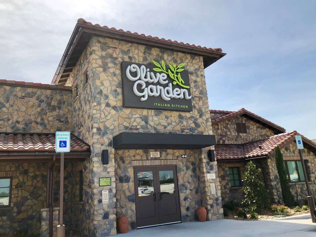 Olive Garden Italian Restaurant | 14231 East Sam Houston Pkwy N, Houston, TX 77044, USA | Phone: (281) 458-3003