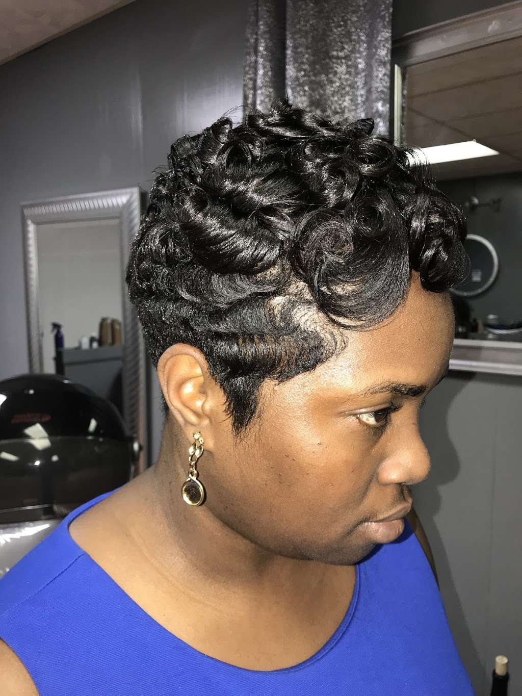 Mari & Jay Hair Studio llc | 7035 Frankford Ave, Philadelphia, PA 19135, USA | Phone: (215) 888-9724