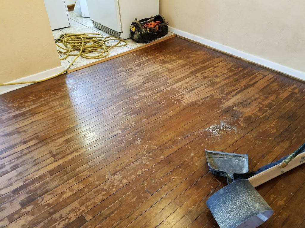 B & M Hardwood Floors | 3112 Wolfe Rd, Clearwater, FL 33759, USA | Phone: (727) 726-8899