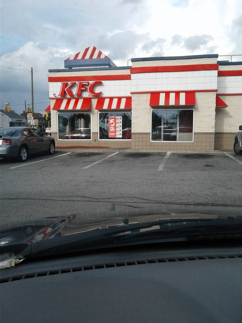 KFC | 2601 W Davison Avenue, Detroit, MI 48238, USA | Phone: (313) 867-7270
