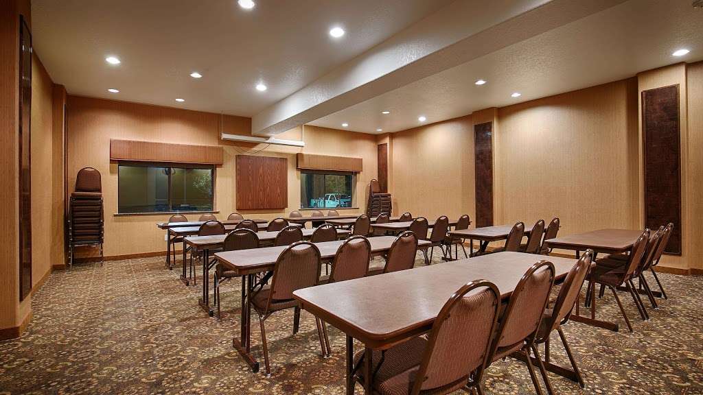 Best Western Plus Palo Alto Inn & Suites | 12507 SW Loop 410, San Antonio, TX 78224, USA | Phone: (210) 298-9990