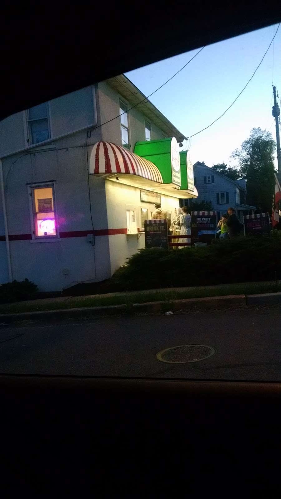 Ritas Italian Ice & Frozen Custard | 3080 W Main St, Morgantown, PA 19543 | Phone: (610) 286-1902