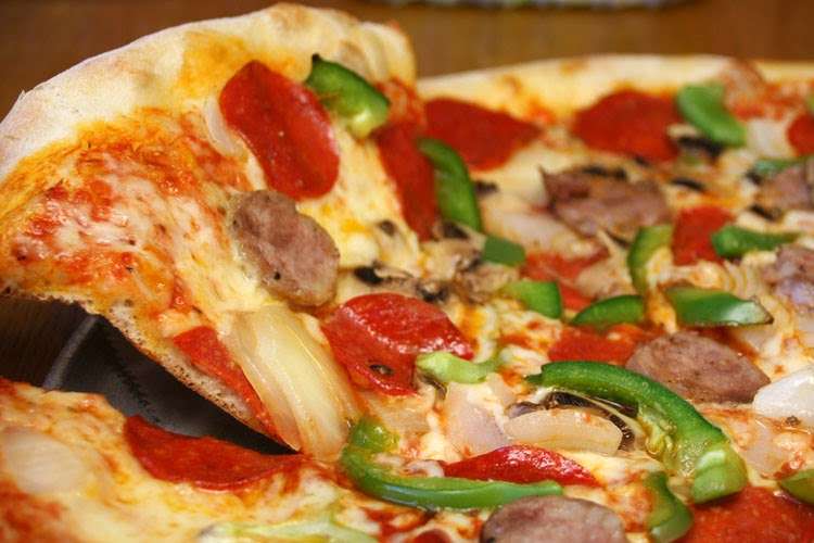 Spinners Pizza Parlor | 195 Andover St, Andover, MA 01810, USA | Phone: (978) 474-4400