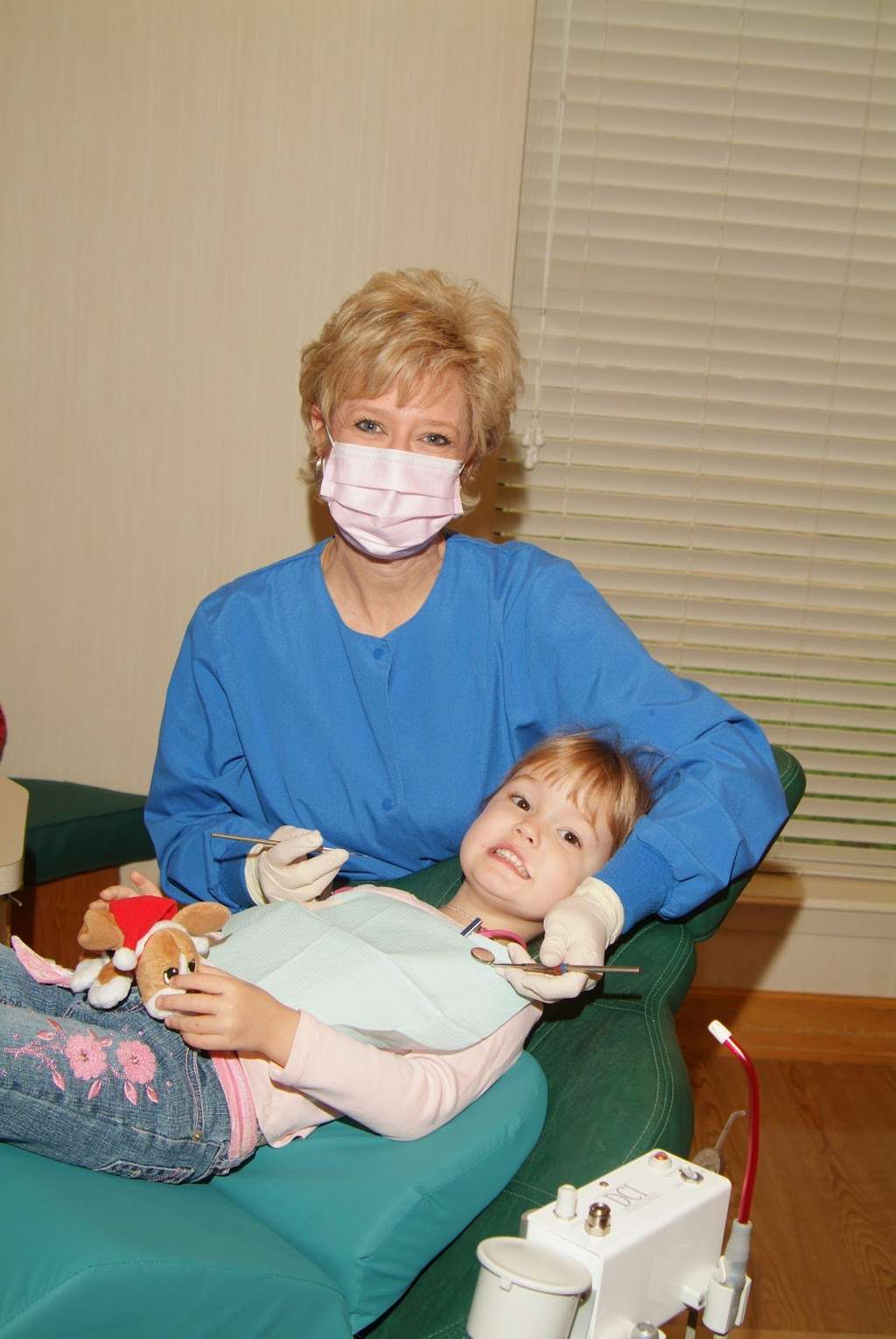 Dentistry 4 Children and Adults 2 | 12234 Shadow Creek Pkwy Bldg 2, Ste 100, Pearland, TX 77584 | Phone: (713) 436-4669