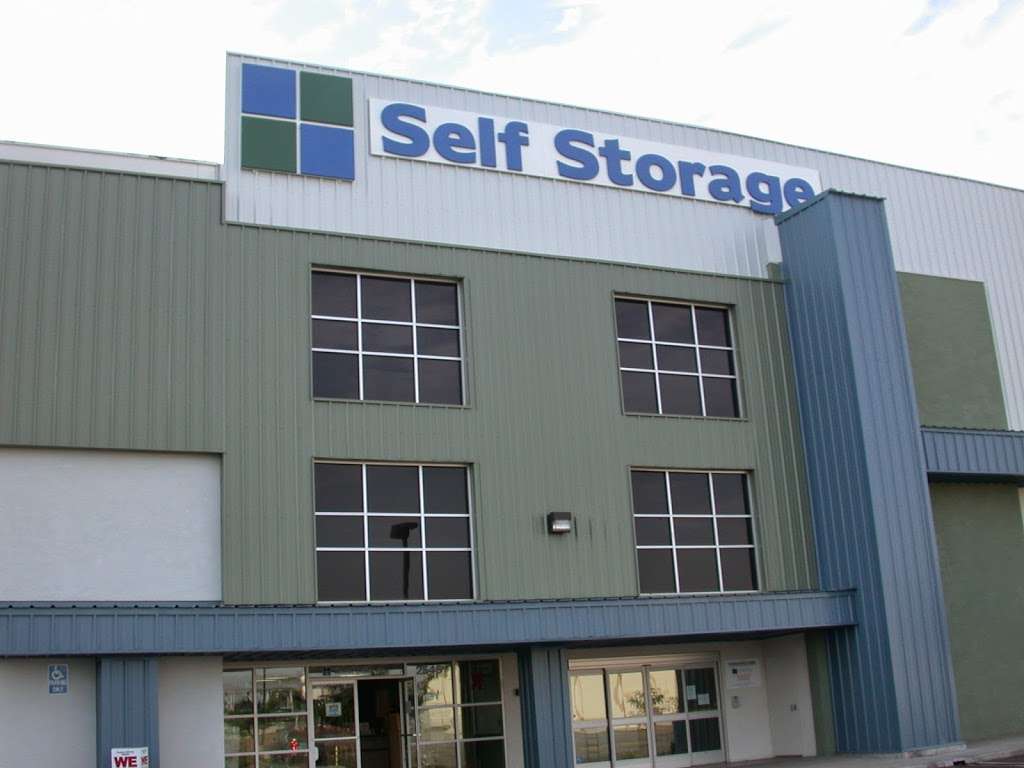 Storage Etc... Torrance | 2545 W 190th St, Torrance, CA 90504, USA | Phone: (310) 256-3371