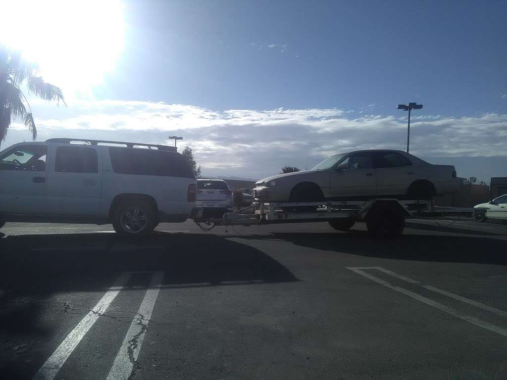 LKQ Pick Your Part Hesperia 11399 Santa Fe Ave E, Hesperia, CA