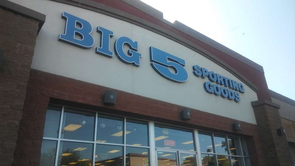 Big 5 Sporting Goods | 10202 N Metro Pkwy W, Phoenix, AZ 85051, USA | Phone: (602) 674-3189