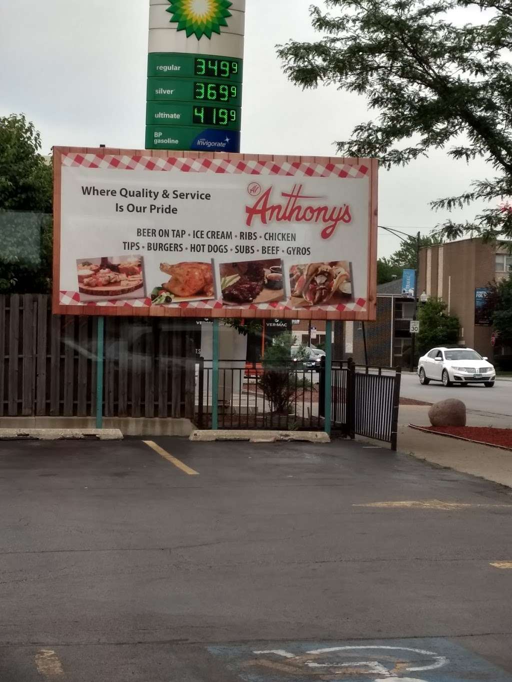 A V Anthonys Restaurant | 4720 W 63rd St, Chicago, IL 60629 | Phone: (773) 585-7180