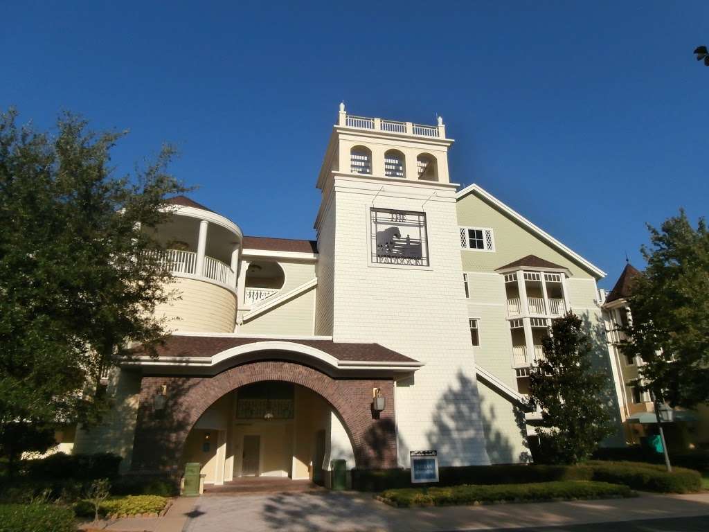 Boat Launch - Disneys Saratoga Springs Resort & Spa | Orlando, FL 32836, USA