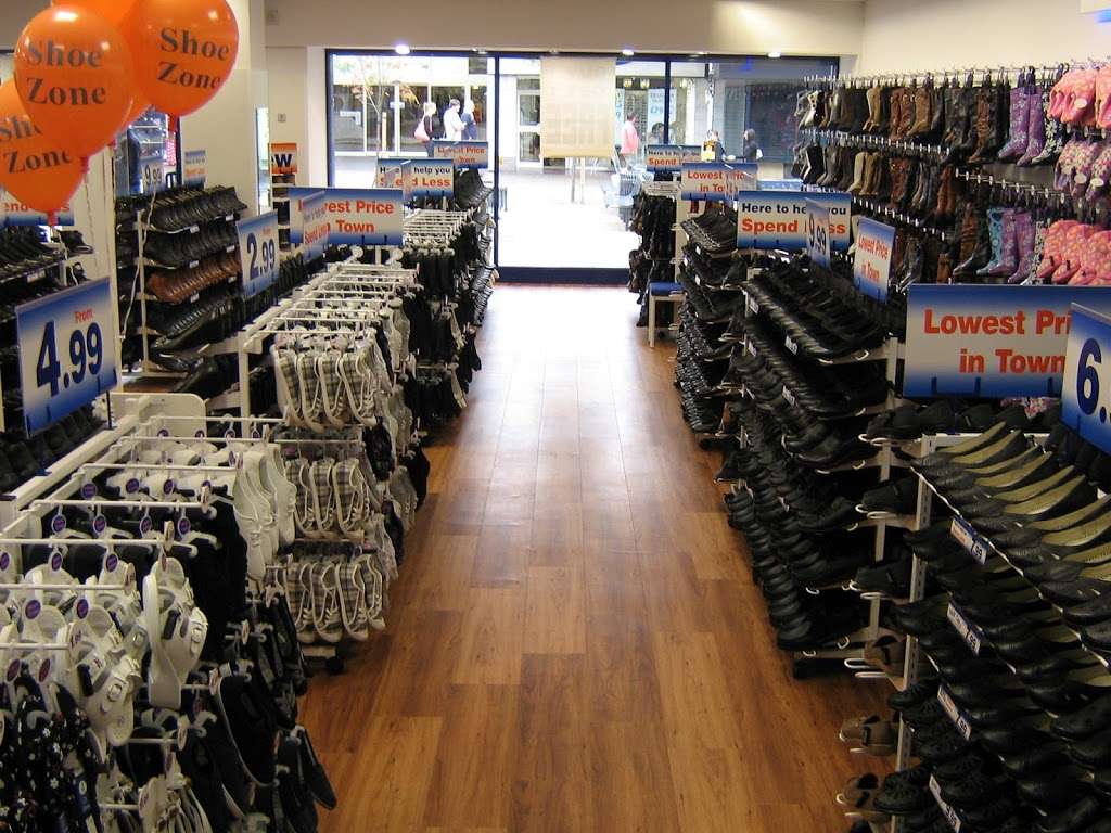 Shoe Zone | 17-19 Broad Walk, Harlow CM20 1HX, UK | Phone: 01279 454447