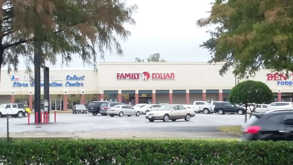 Family Dollar | 10996 Fuqua St, Houston, TX 77089 | Phone: (281) 922-1164