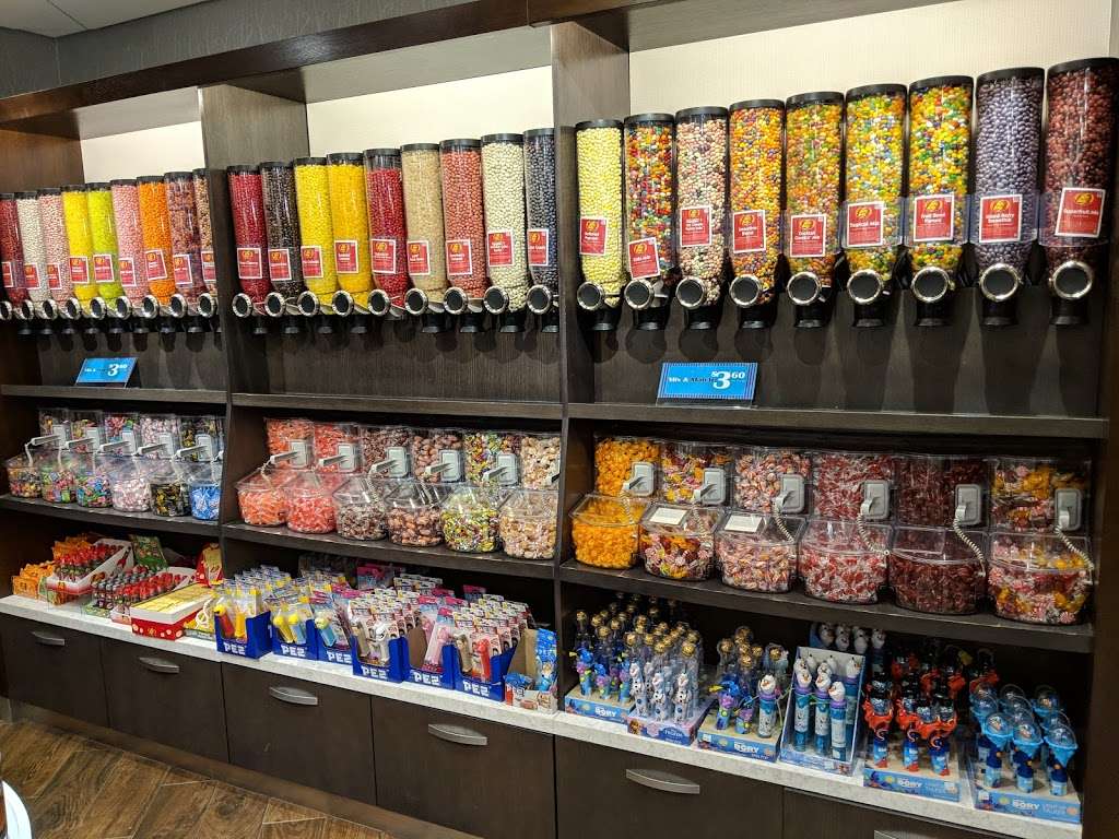 Sarahs Candies | Chicago, IL 60666