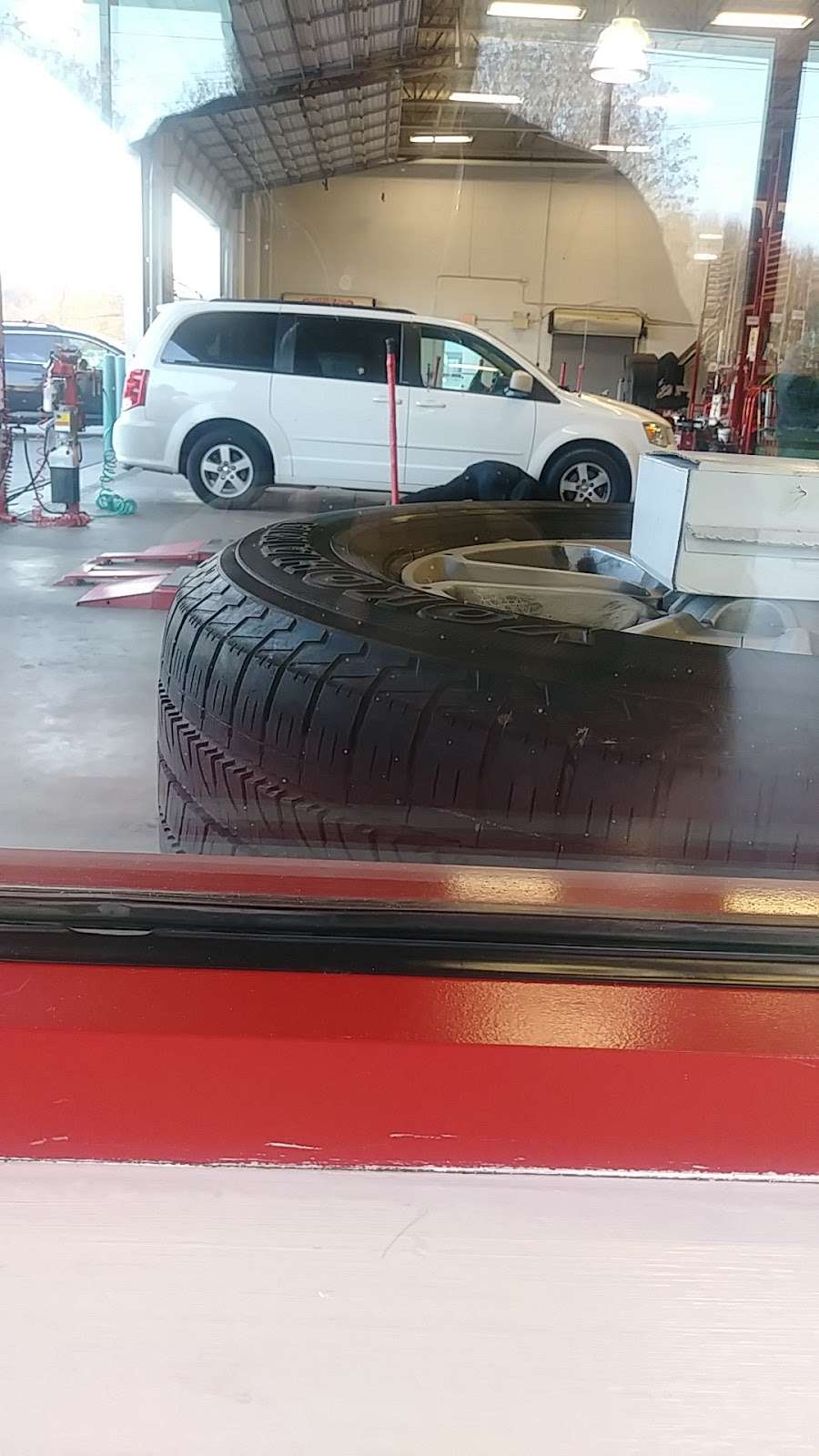 Discount Tire | 2416 W Roosevelt Blvd, Monroe, NC 28110 | Phone: (704) 283-0924