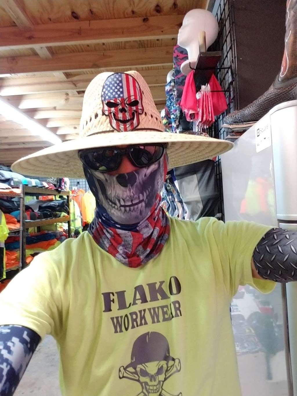 Flako Work Wear | 2325 Atascocita Road #1a, Humble, TX 77396, USA | Phone: (281) 319-4800