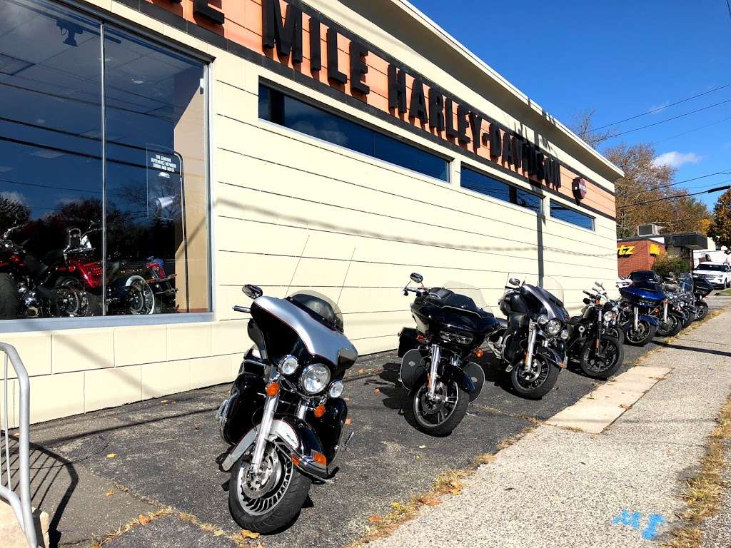 Miracle Mile Harley-Davidson | 215 Northern Blvd, Great Neck, NY 11021, USA | Phone: (516) 466-8800