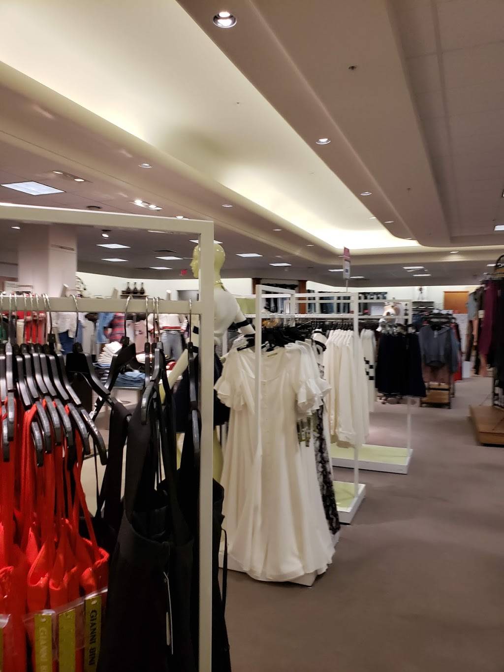 Dillards | 6919 S Memorial Dr, Tulsa, OK 74133, USA | Phone: (918) 252-1890