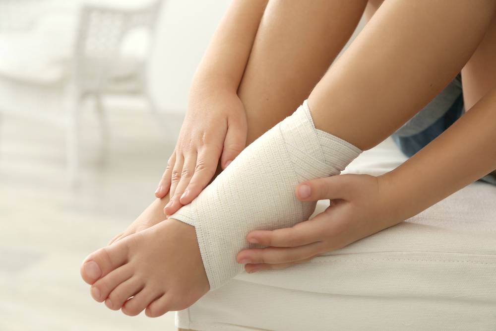 AZ Foot and Ankle: Glen Robison, DPM | 10238 E Hampton Ave #404, Mesa, AZ 85209, USA | Phone: (480) 984-3338