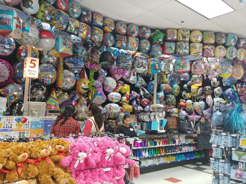 Party City | 7000 Hadley Rd, South Plainfield, NJ 07080, USA | Phone: (908) 412-8000