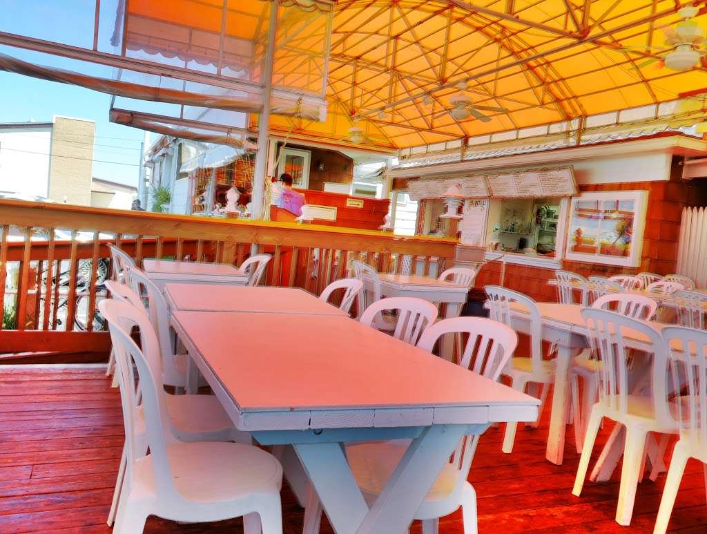 Reds Lobster Pot Restaurant | 57 Inlet Dr, Point Pleasant Beach, NJ 08742 | Phone: (732) 295-6622
