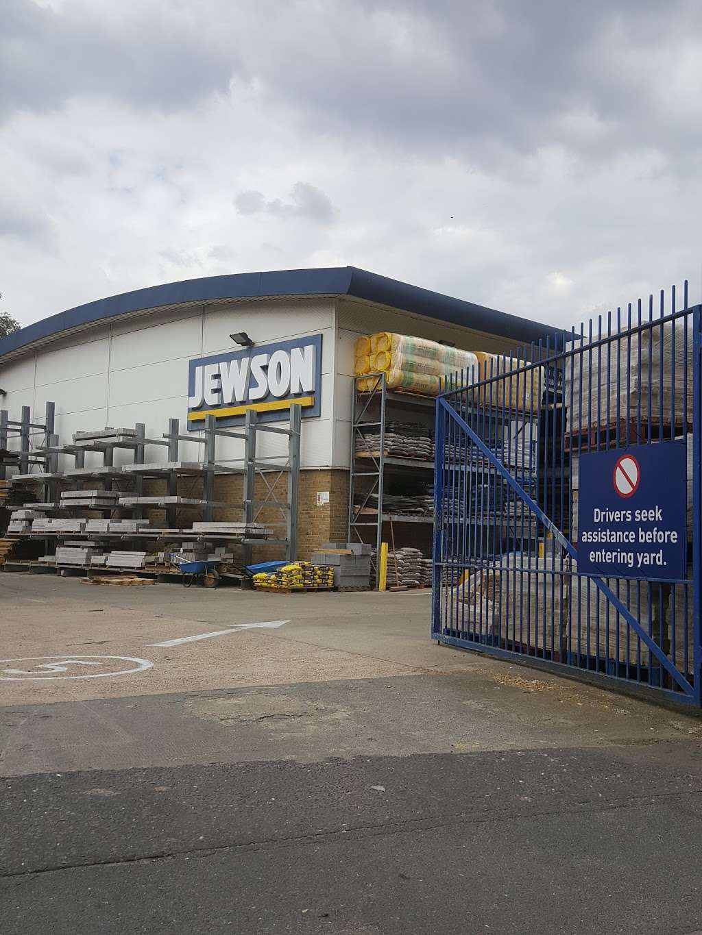 Jewson | 6/12 Kennington Ln, Lambeth, London SE11 4LT, UK | Phone: 020 7735 1251