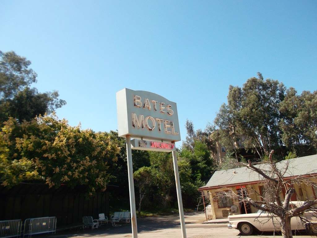 Motel Film Psycho | North Hollywood, CA 91602, USA