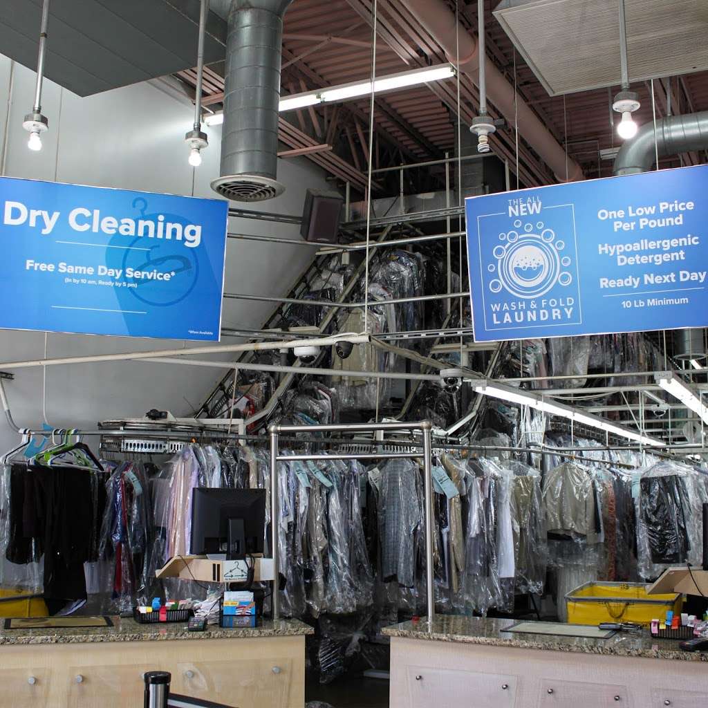 CD One Price Cleaners | 10323 S Pulaski Rd, Chicago, IL 60655, USA | Phone: (773) 779-9348