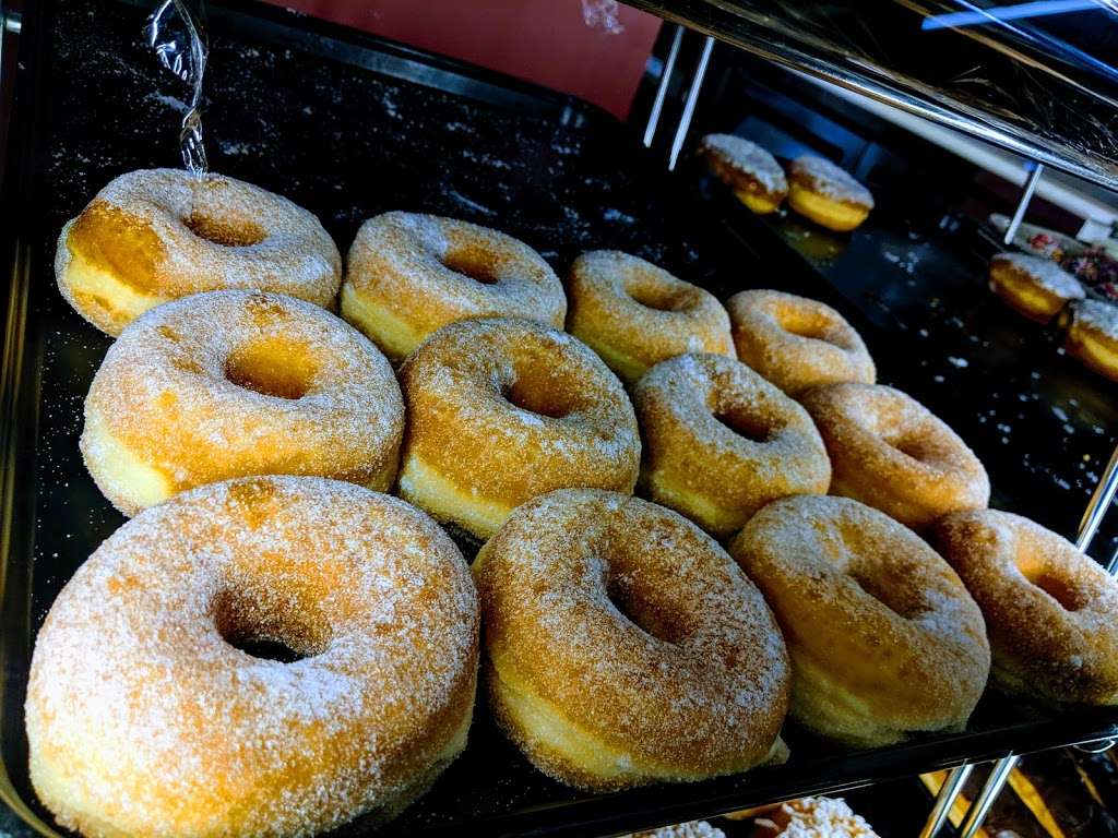 Yum Yum Donuts | 17210 Prairie Ave, Torrance, CA 90504, USA