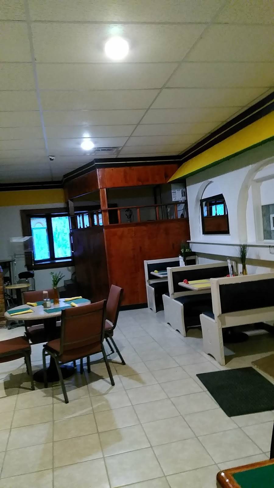 Jamaican Spice | 1223 N Byrne Rd, Toledo, OH 43607, USA | Phone: (419) 724-2733