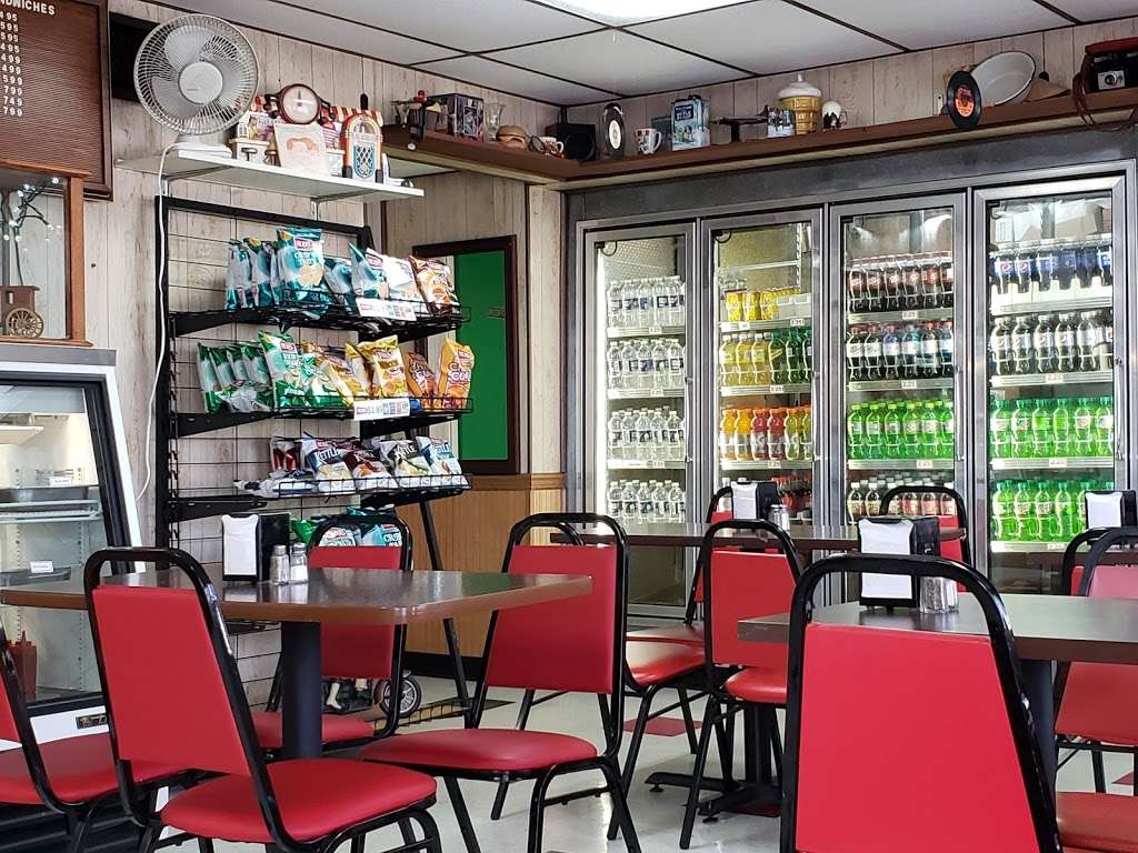 Lenas Steak & Sub Shop | 503 N Bridge St, Elkton, MD 21921, USA | Phone: (410) 398-0791