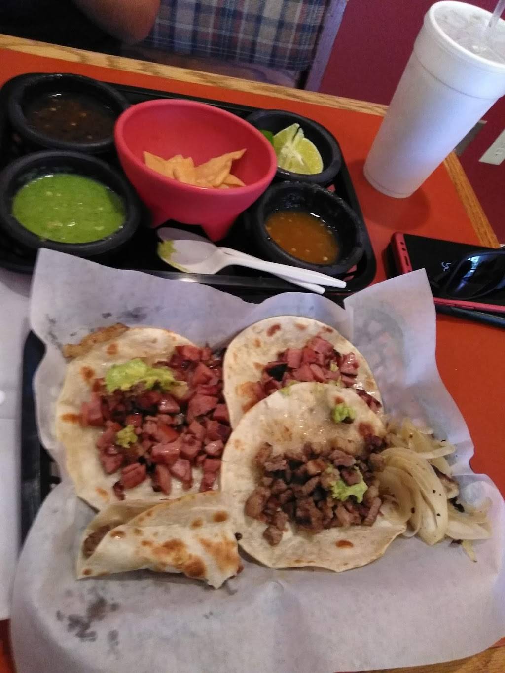 Las Bracitas Restaurant | 6402 N Bartlett Ave #2, Laredo, TX 78041, USA | Phone: (956) 568-0257