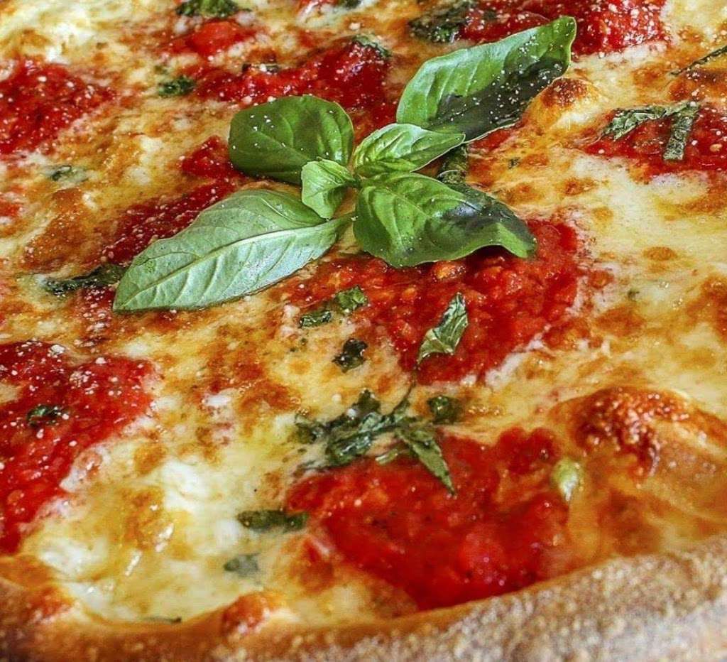 Bella Italian Eatery Pizza & Deli | 240 Main St, Trenton, NJ 08620, USA | Phone: (609) 838-2966