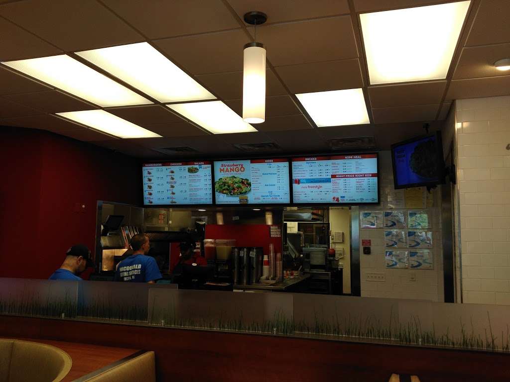 Wendys | 69 Newbury St, Peabody, MA 01960 | Phone: (978) 535-7505