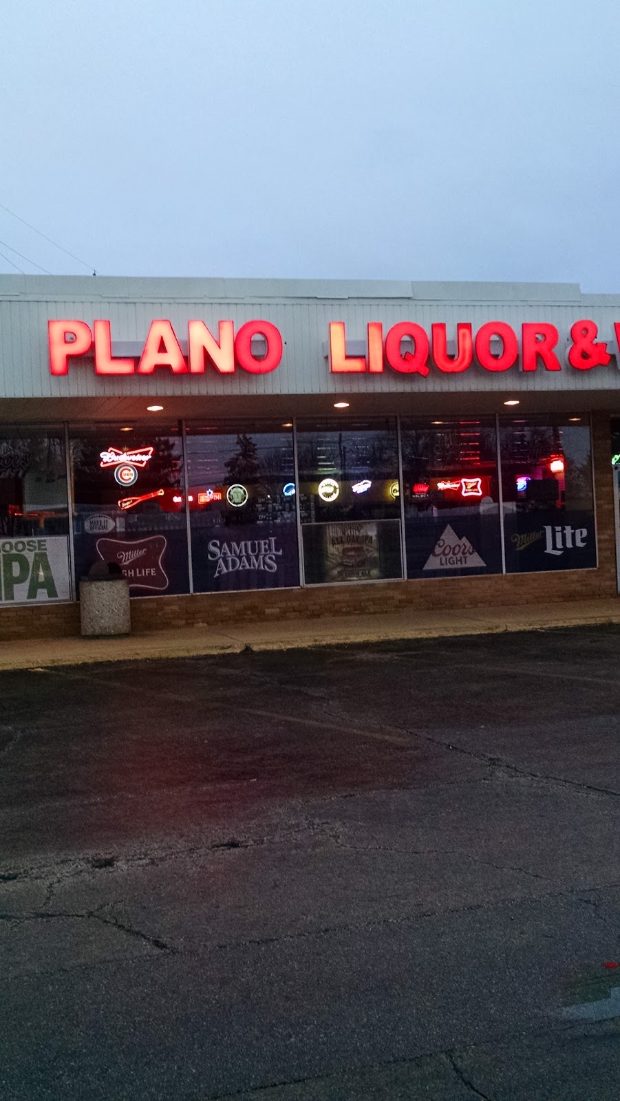 Plano Liquor & Wine | 401 E South St, Plano, IL 60545, USA | Phone: (630) 552-7044