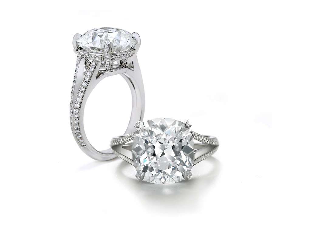 DeScenza Diamonds Hingham | 114 Derby St, Hingham, MA 02043, USA | Phone: (781) 740-2070