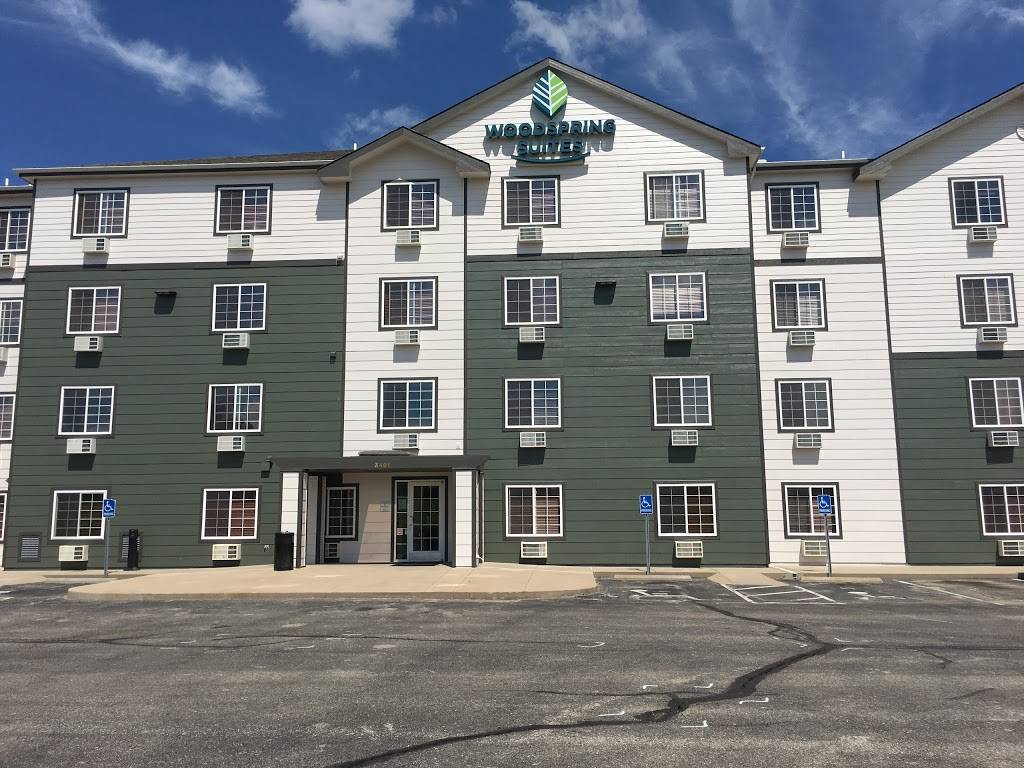 WoodSpring Suites Wichita North | 3401 N Great Plains St Drive, Wichita, KS 67220 | Phone: (316) 858-3500