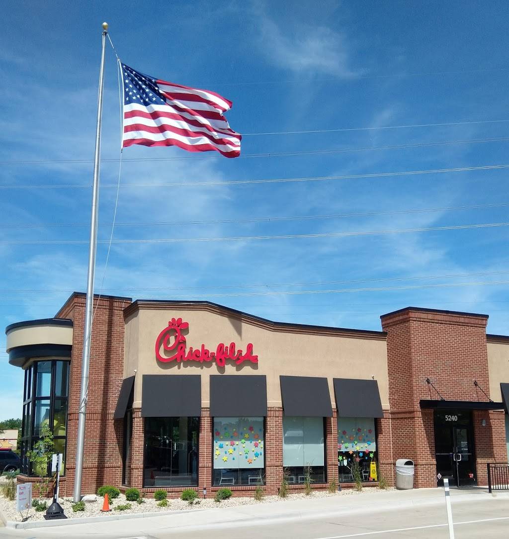 Chick-fil-A | 5240 E Southport Rd, Indianapolis, IN 46237, USA | Phone: (317) 780-7477