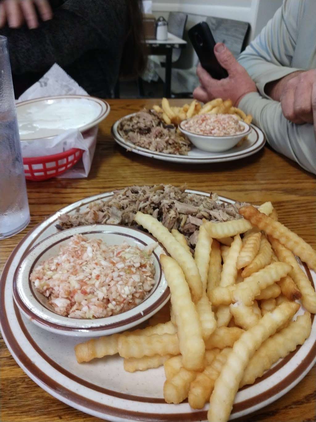 M&K Barbecue | 215 S Salisbury Ave, Granite Quarry, NC 28146, USA | Phone: (704) 279-8976