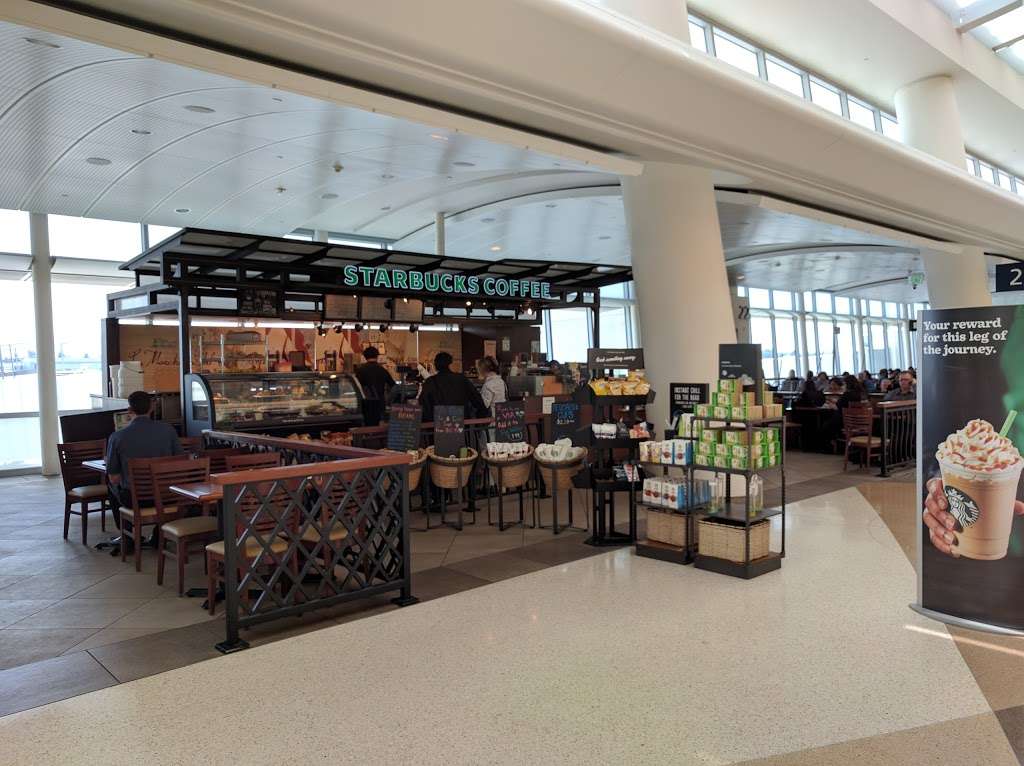 Starbucks | 1701 Airport Blvd, San Jose, CA 95110, USA | Phone: (800) 782-7282