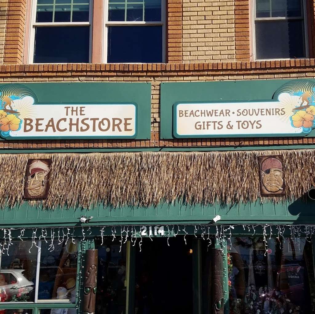 The Beach Store | 2114 W Oceanfront, Newport Beach, CA 92663, USA | Phone: (949) 675-3056